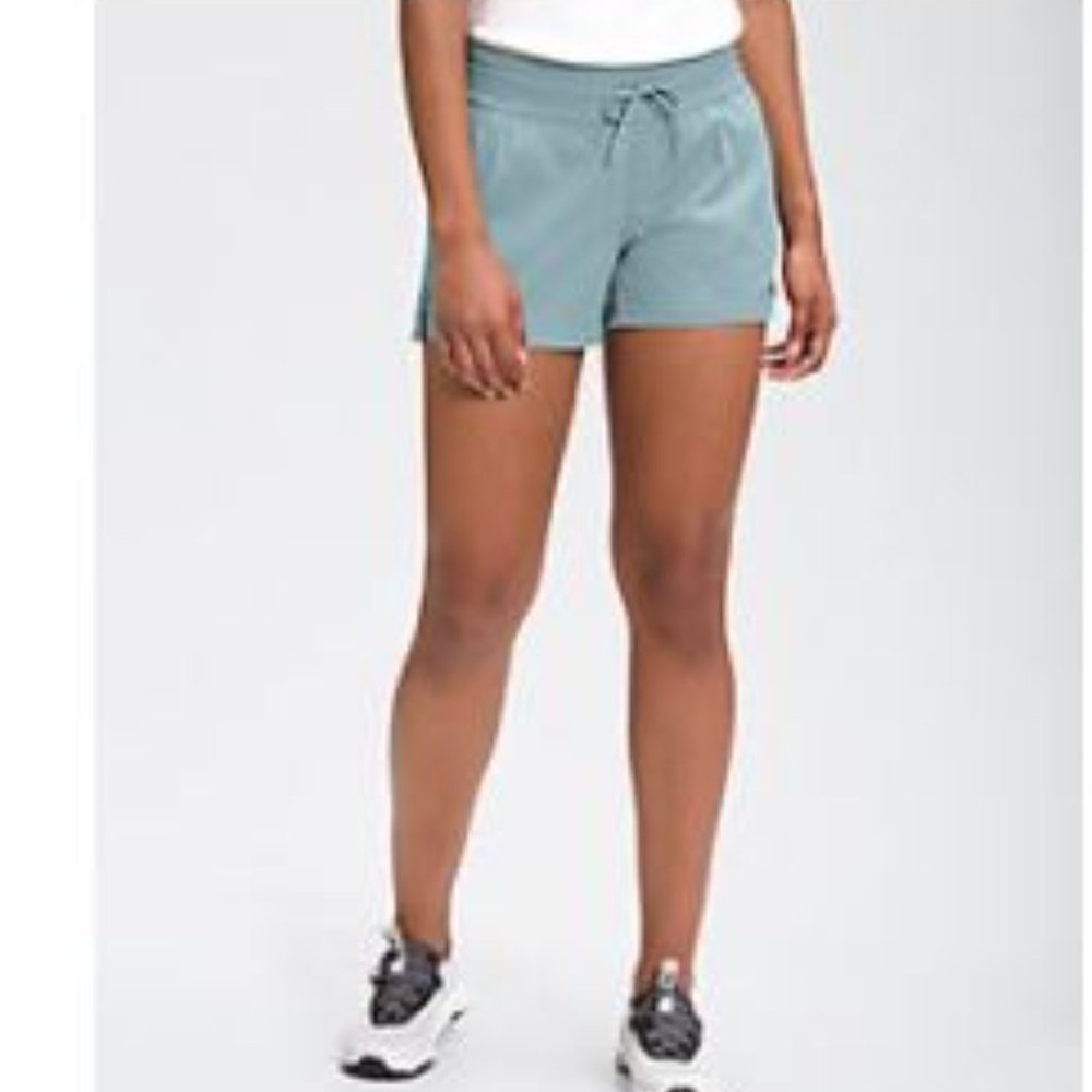 NORTH FACE WOMEN’S APHRODITE MOTION SHORT